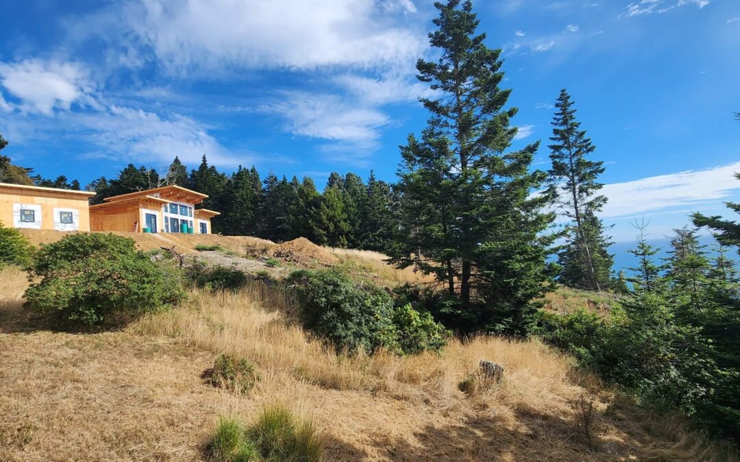Custom Contemporary West Coast Post and Beam Home
