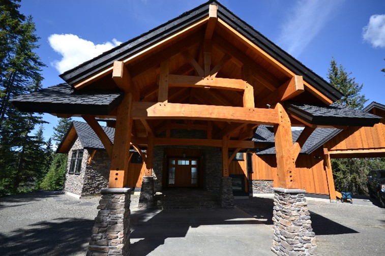 Bridge-Lake-entrance